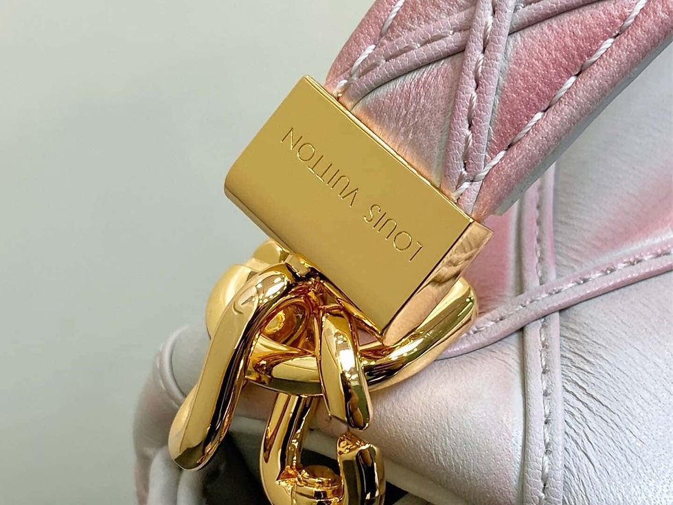 Thumbnail: Louis Vuitton LV GO-14 Teist handbag medium leather diamond chain bag