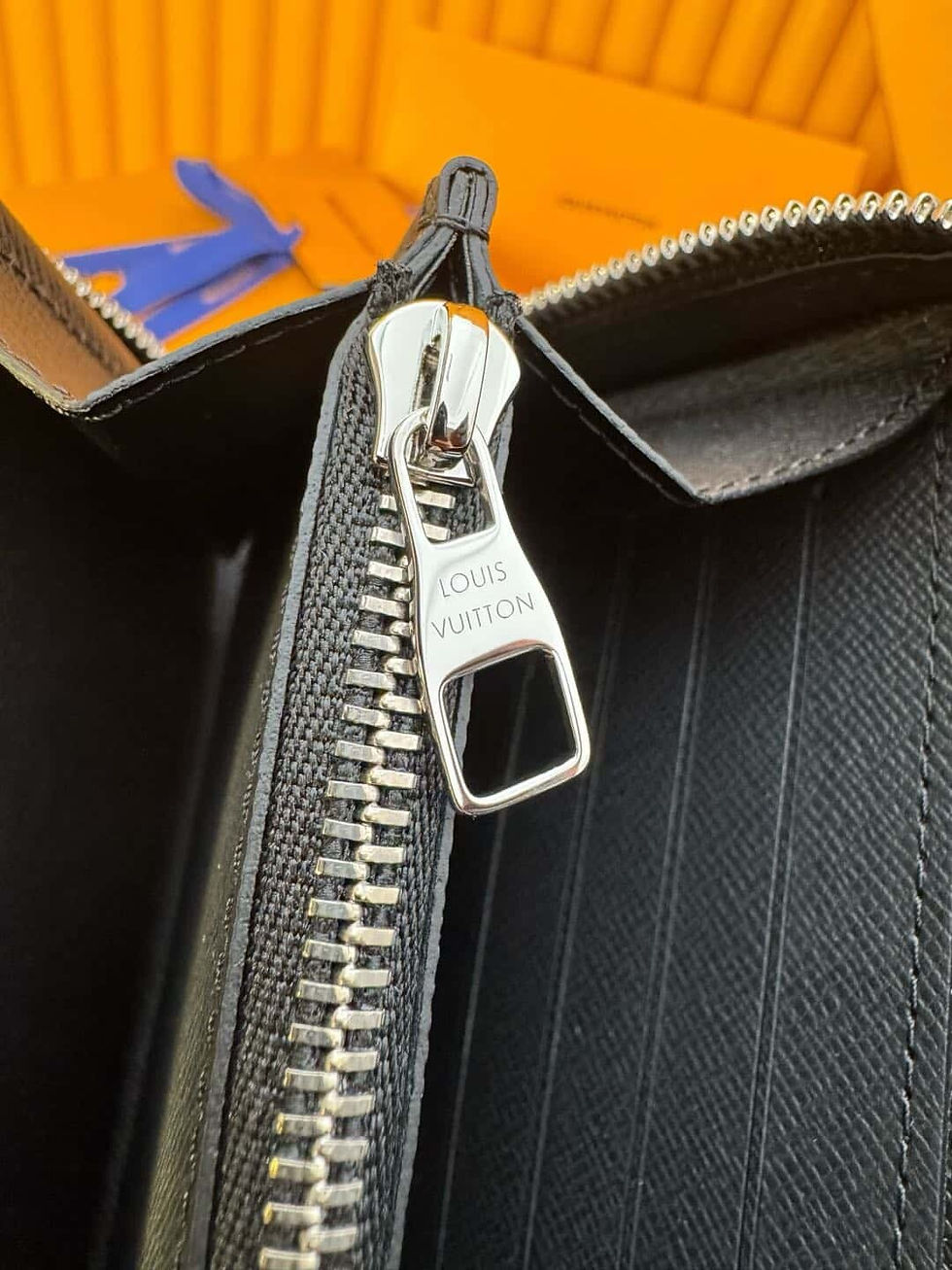 Thumbnail: Designer Wallet LOV - 7996