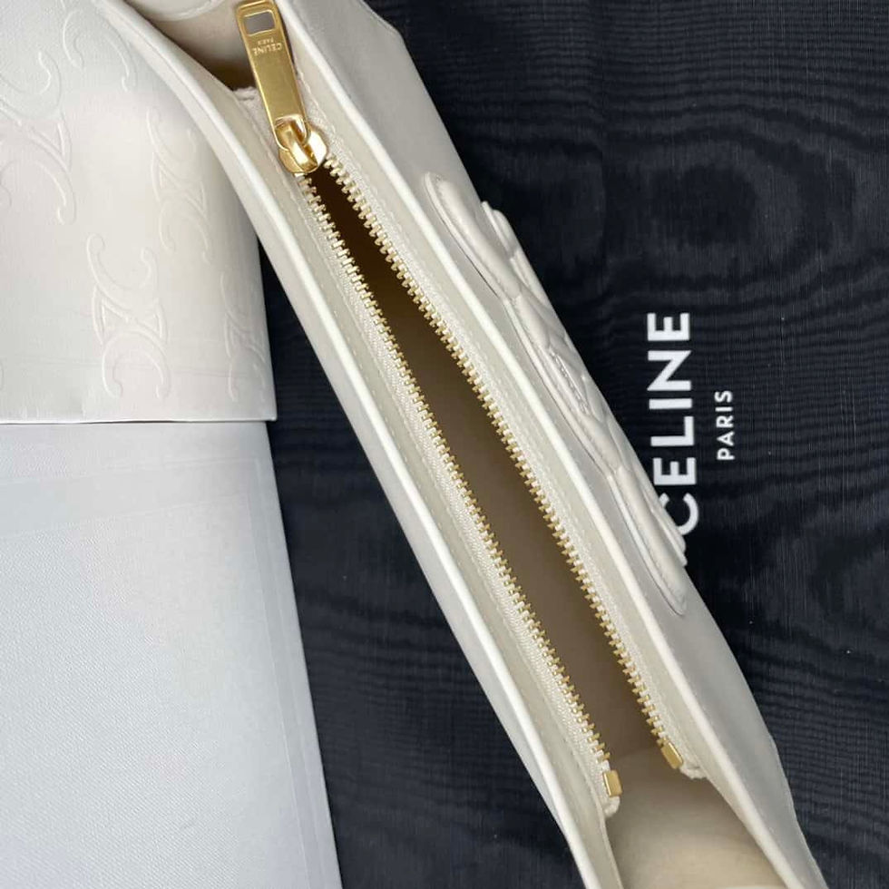 Thumbnail: TRIOMPHE Armpit Shoulder Bag – White – CL162