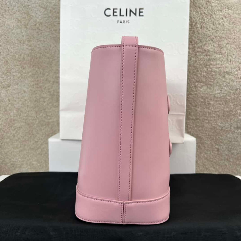 Thumbnail: Celine CUIR TRIOMPHE small smooth cowhide bucket bag pink