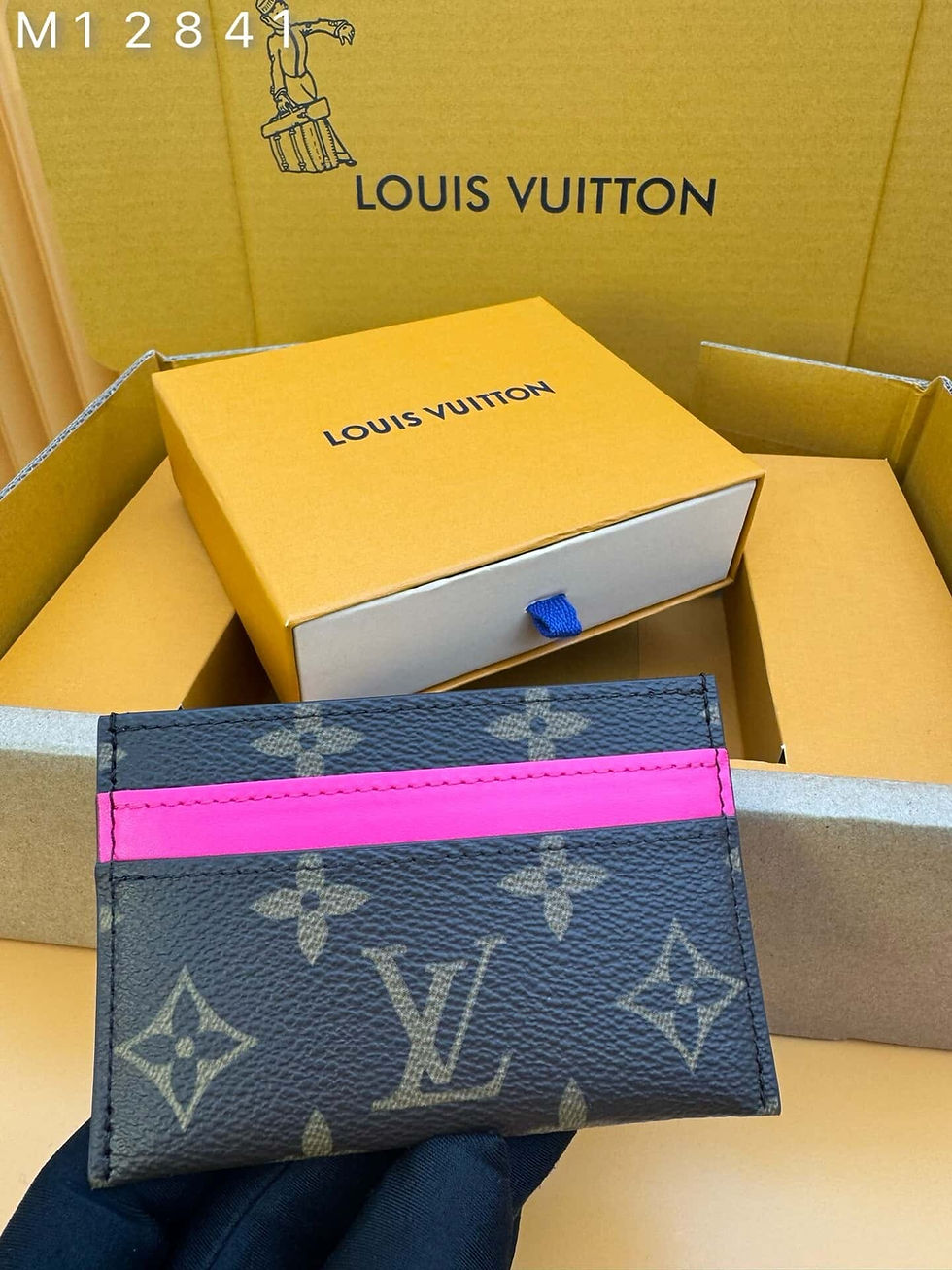 Thumbnail: Designer Wallet LOV - 7705