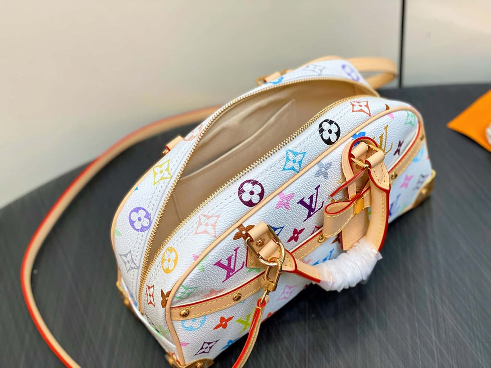 Miniaturbild: Louis Vuitton LV White Color Bowling LV X TM HANDBAG EAST WEST Handbag