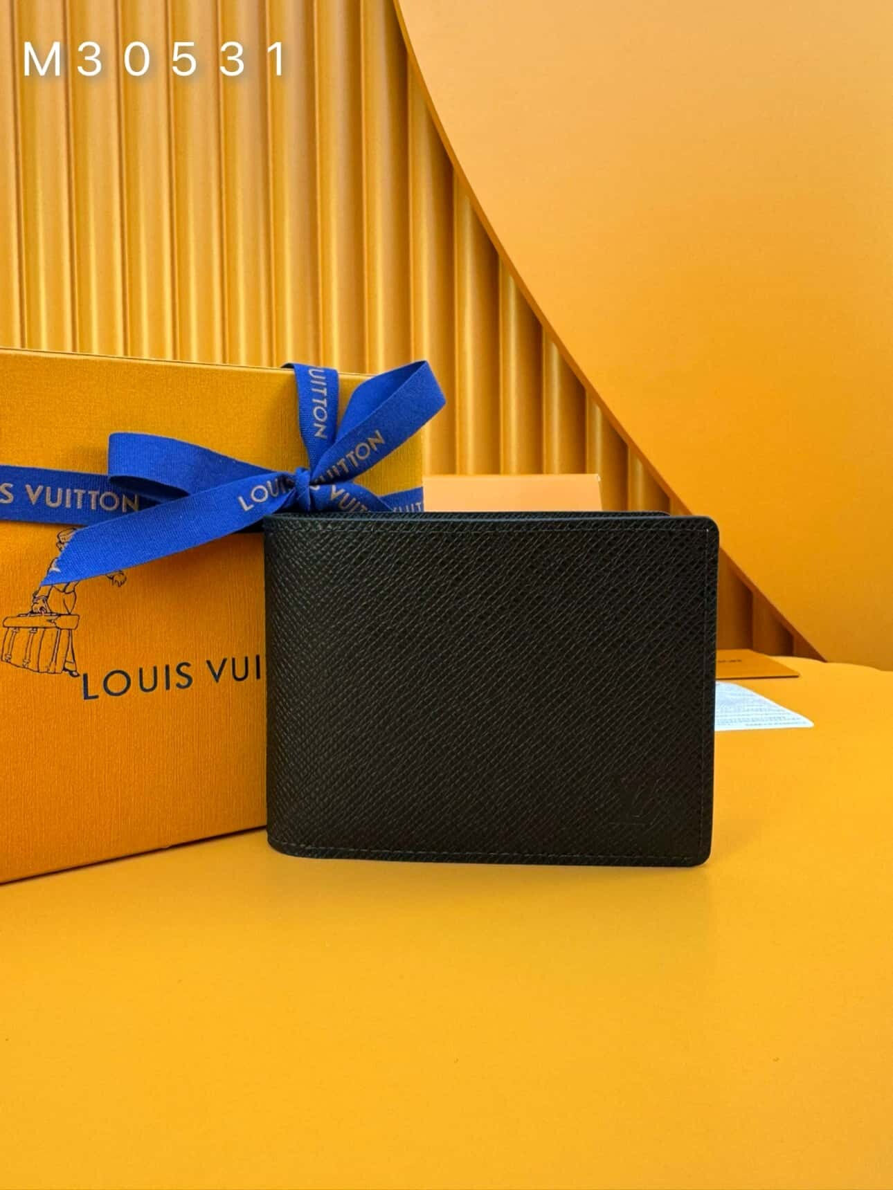 LV Multiple Wallet Replica – Men’s Designer Wallet Dupe USA Best Quality