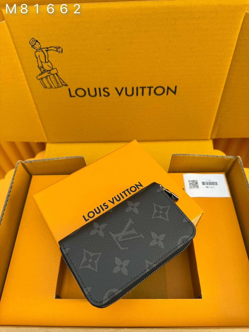 Thumbnail: Louis Vuitton LV Noa Wallet