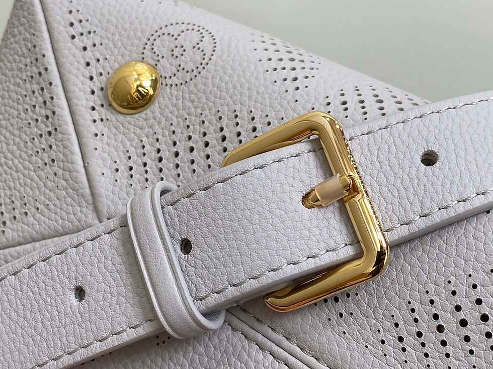 Thumbnail: Louis Vuitton LV Taro Purple Full Leather Hollow Chain Bag Hand It All Small Bag
