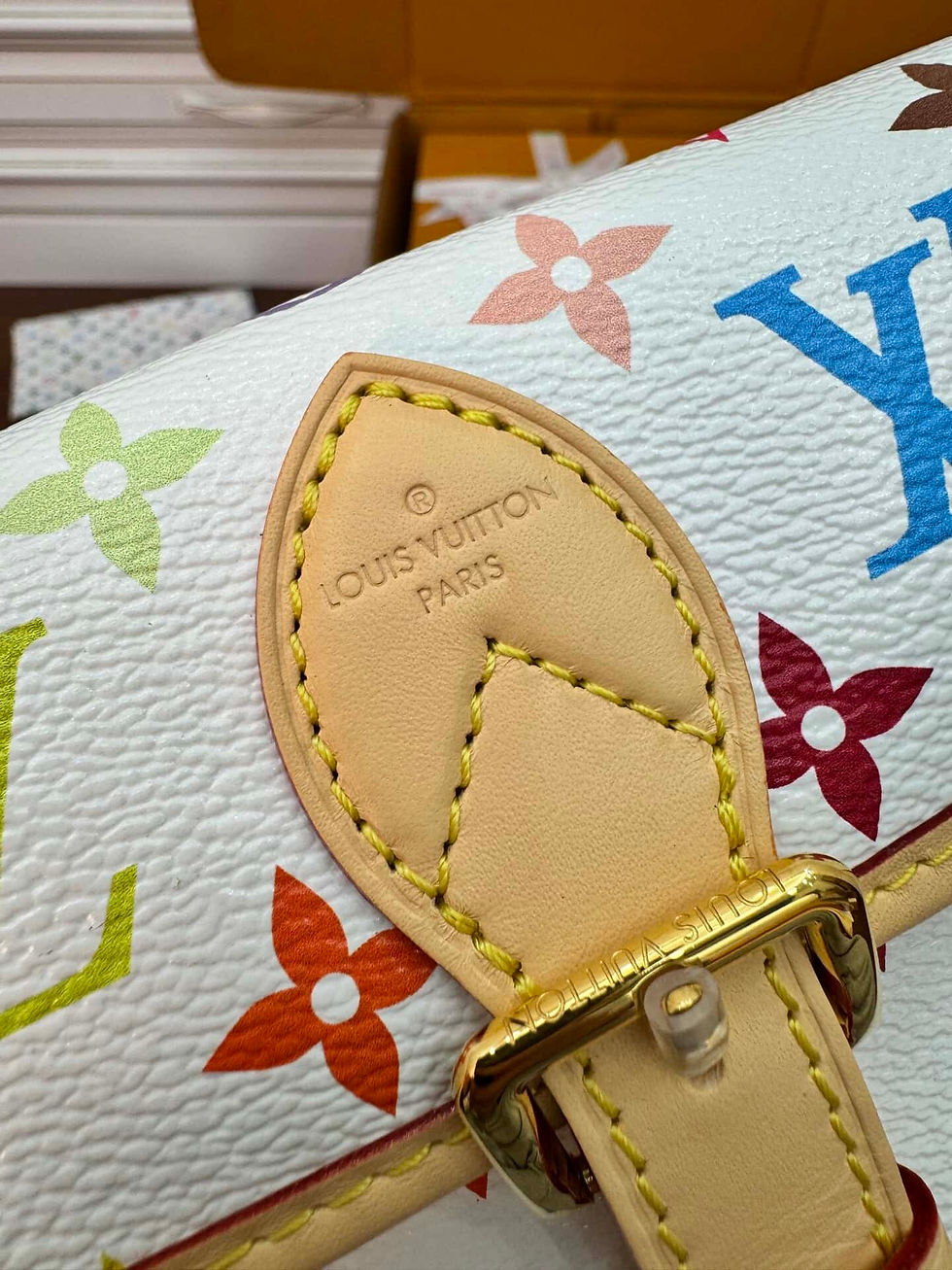 Miniaturbild: Louis Vuitton LV x TM NANO DIANE HANDBAG