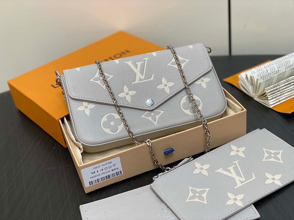 Thumbnail: Louis Vuitton LV Félicie Pochette Chain Bag Taro Purple Full Leather