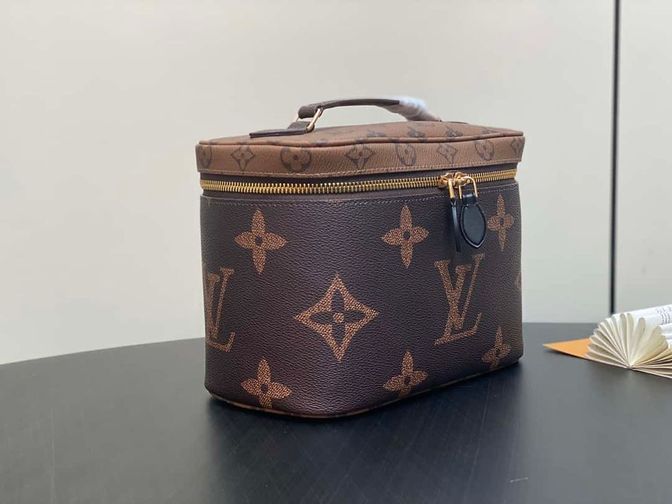 Thumbnail: Designer Bag LOV - 8204