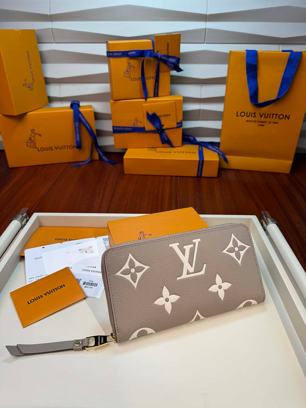 Thumbnail: Designer Wallet VL - 6702
