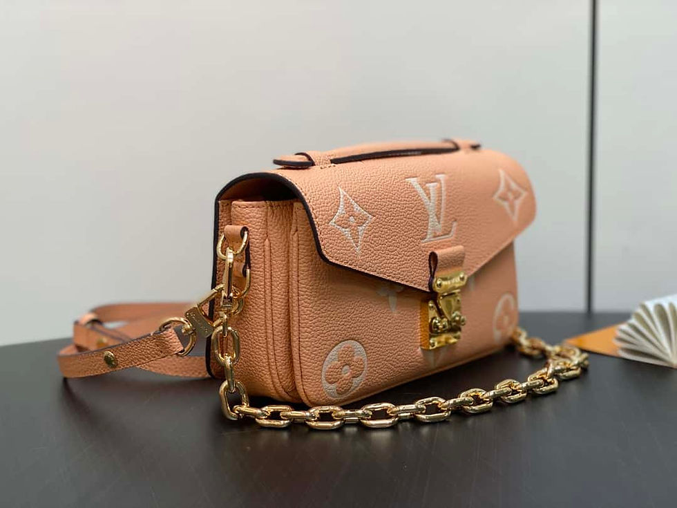 Miniaturbild: Designer Handbag LOV - 8234