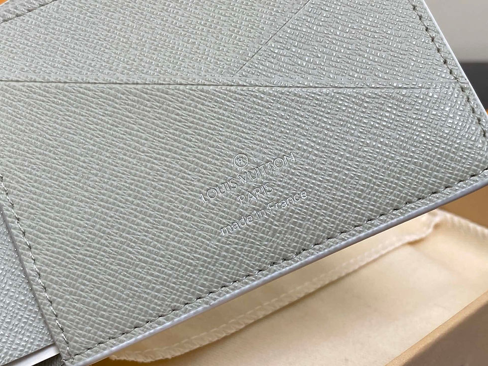 Miniaturbild: Louis Vuitton LV MULTIPLE Short Money Wallet White Gradient