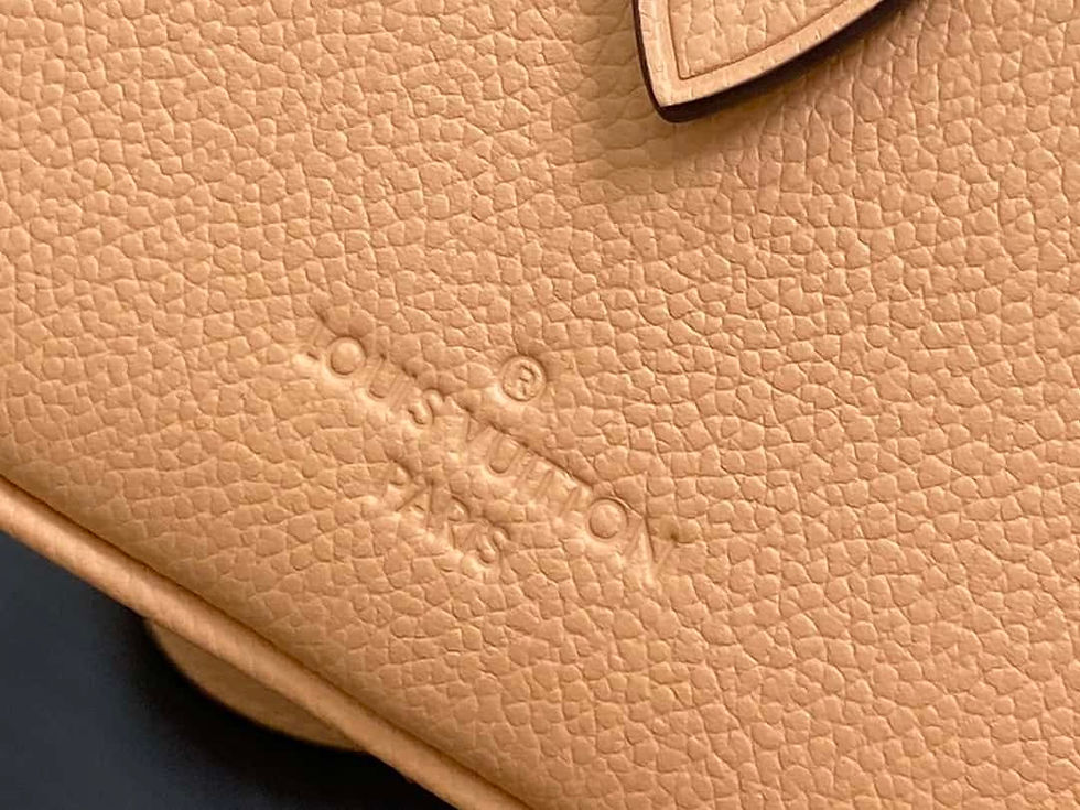 Thumbnail: Designer Handbag LOV - 8233