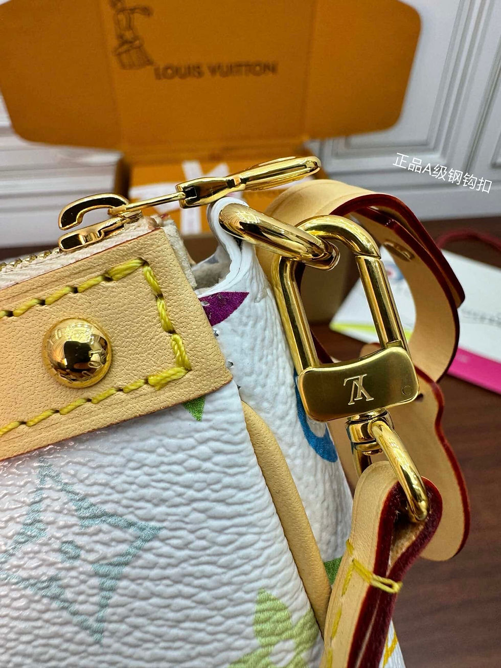 Miniaturbild: Louis Vuitton LV x TM Pochette Accessoires