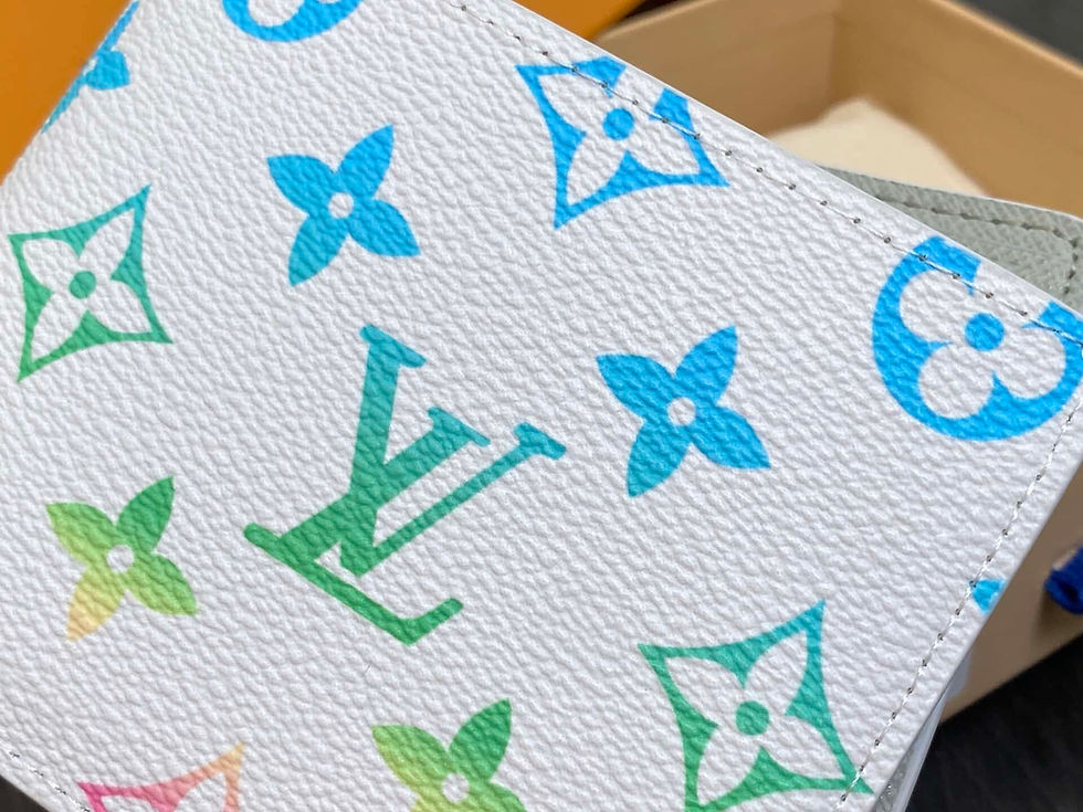 Thumbnail: Louis Vuitton LV MULTIPLE Short Money Wallet White Gradient