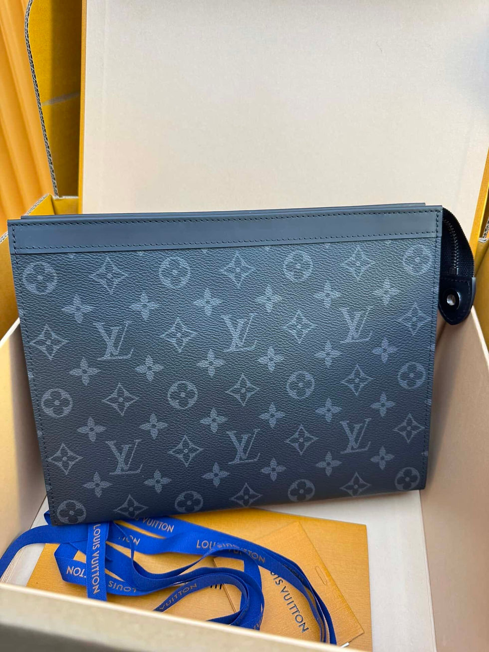 Miniaturbild: Louis Vuitton LV Pochette Voyage MM – LV Wallet with Coin Pocket Dupe USA