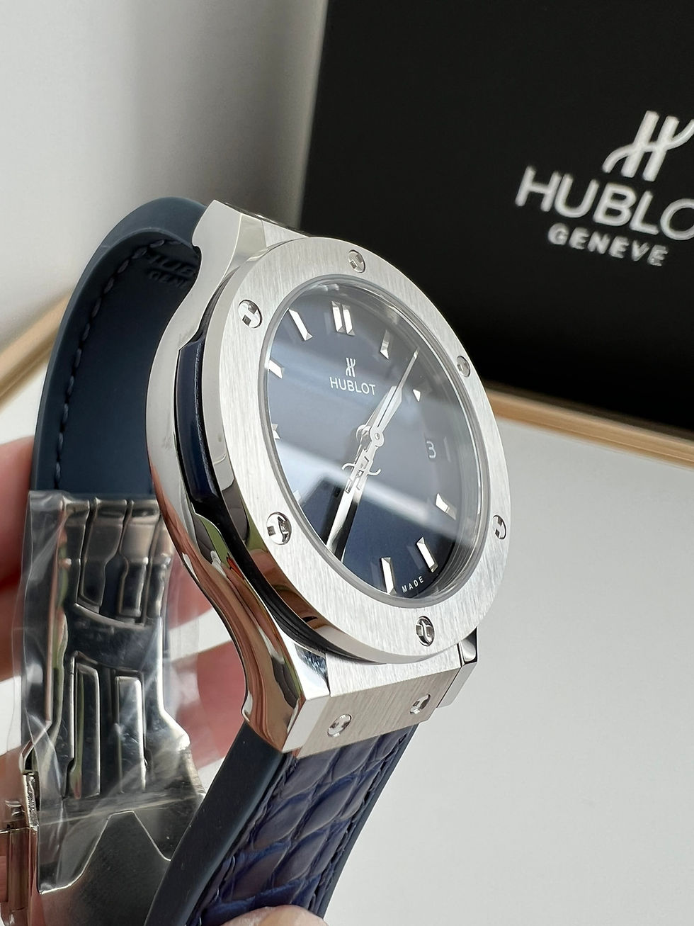 Thumbnail: Fashion Watch HL - 8452