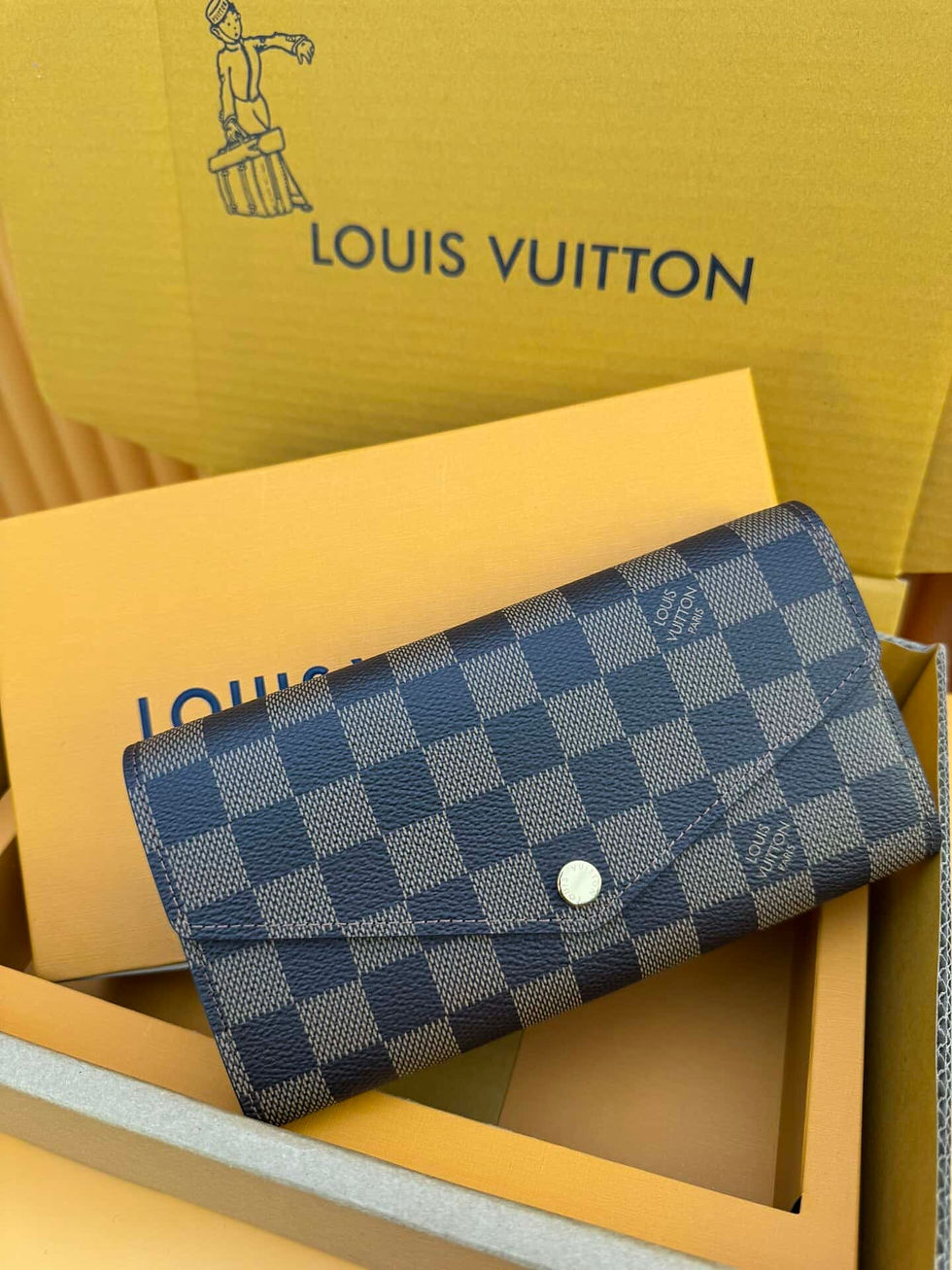 Thumbnail: Louis Vuitton LV Sarah Wallet