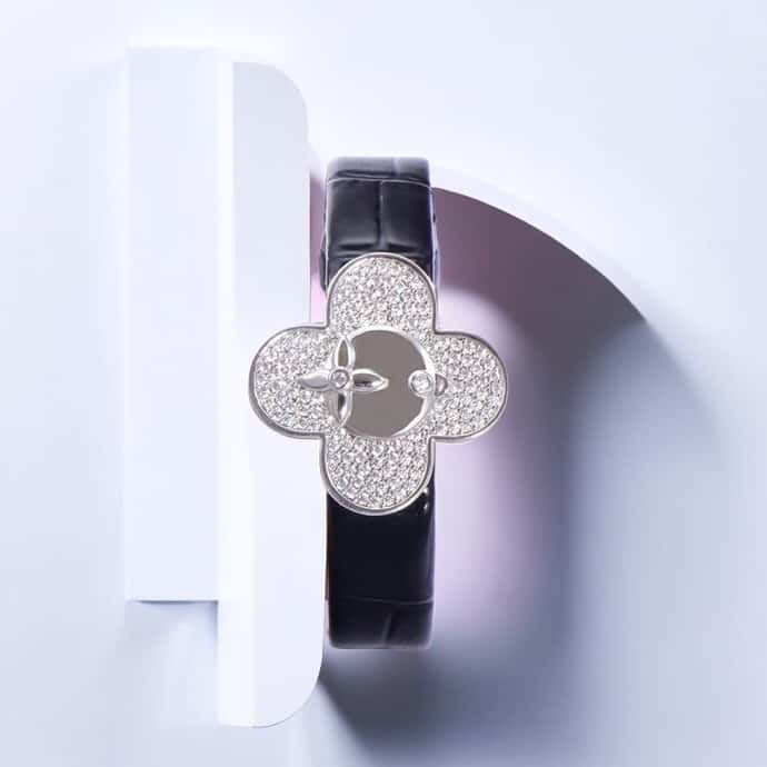 Thumbnail: LV Vivienne Watch – Gold, Diamond, Mother-of-Pearl Face