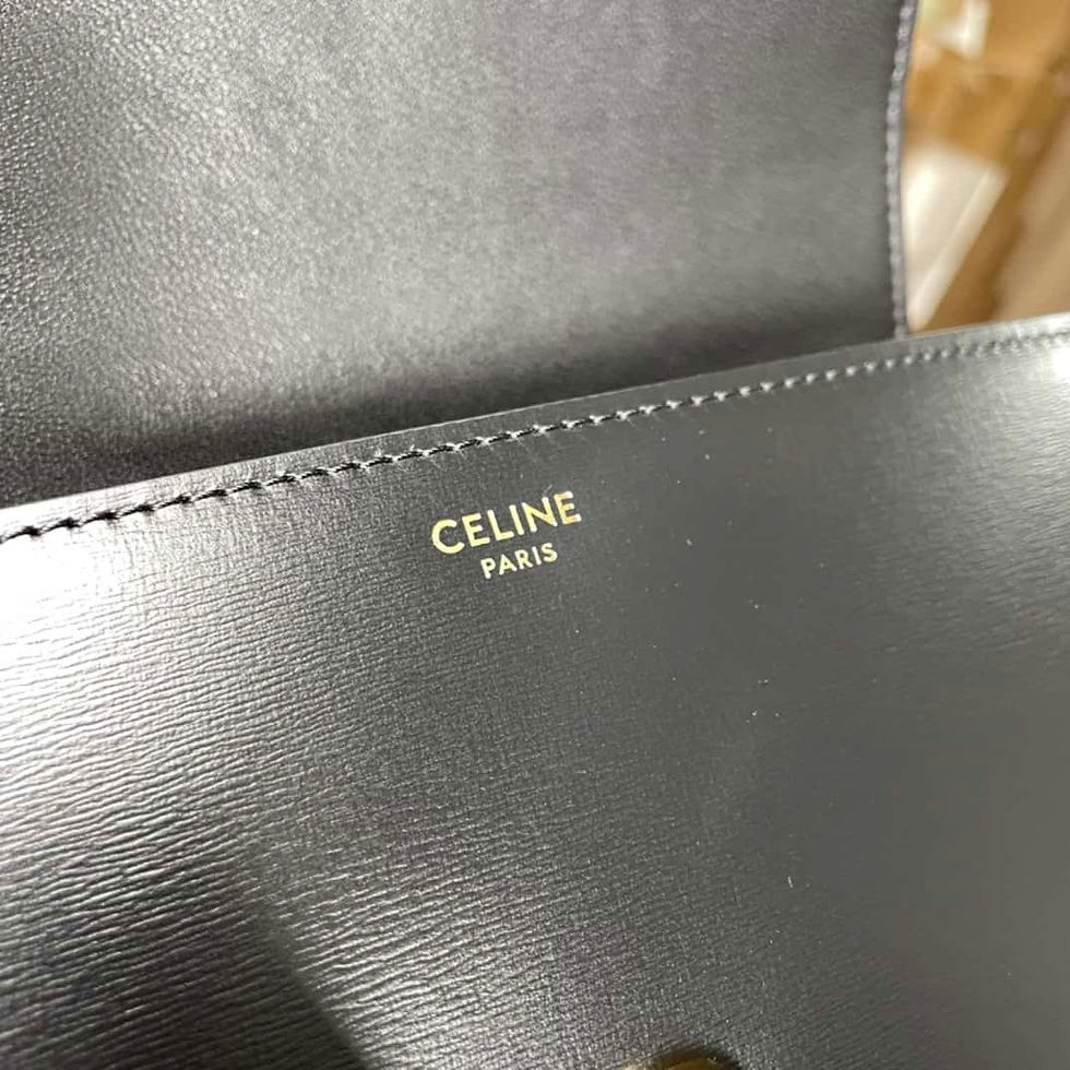 Thumbnail: CELINE TRIOMPHE shiny cow leather chain shoulder bag black