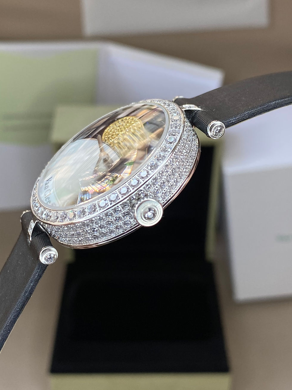 Thumbnail: Fashion Watch VCA - 8569