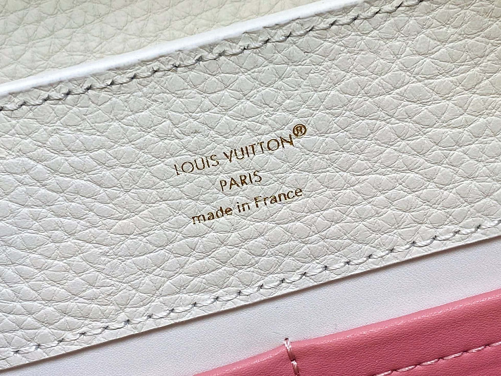 Thumbnail: Louis Vuitton LV Capucines medium handbag full leather british style bag white