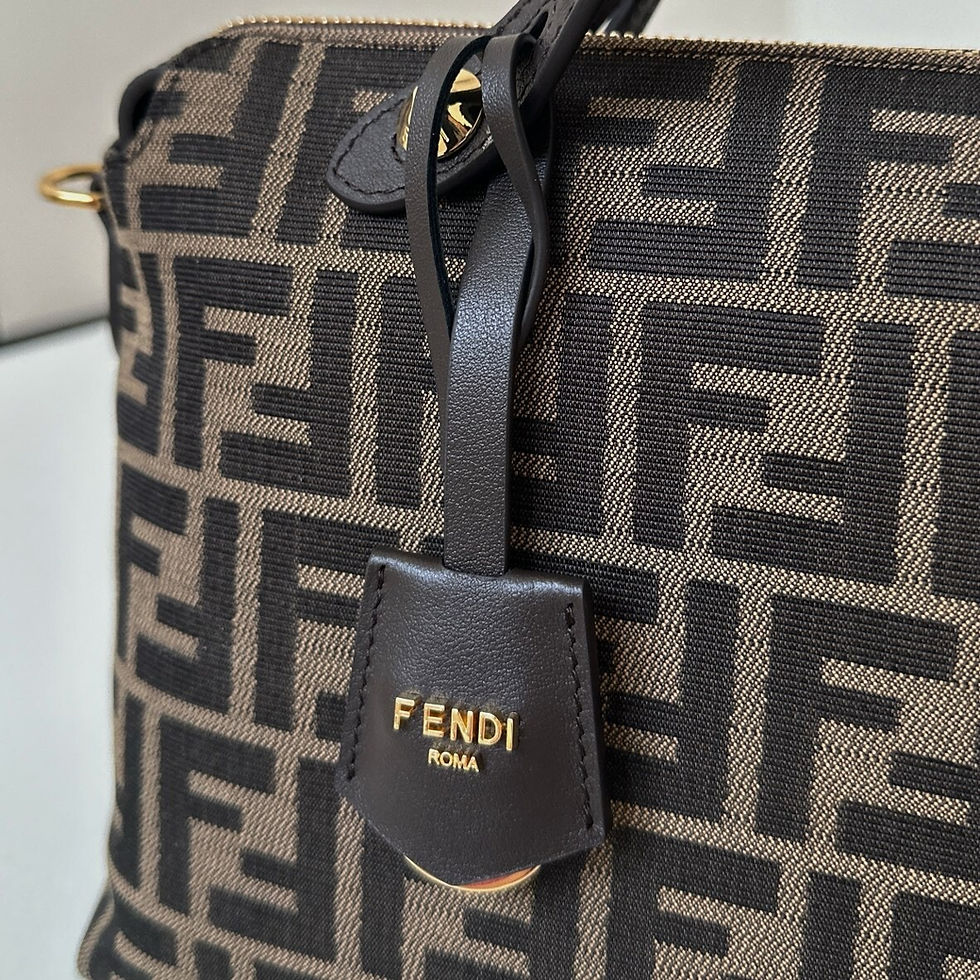 Miniaturbild: FENDI New Boston Handbag