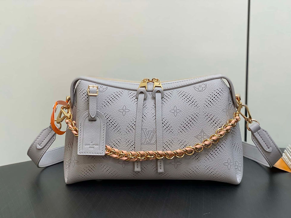 Thumbnail: Louis Vuitton LV Taro Purple Full Leather Hollow Chain Bag Hand It All Small Bag