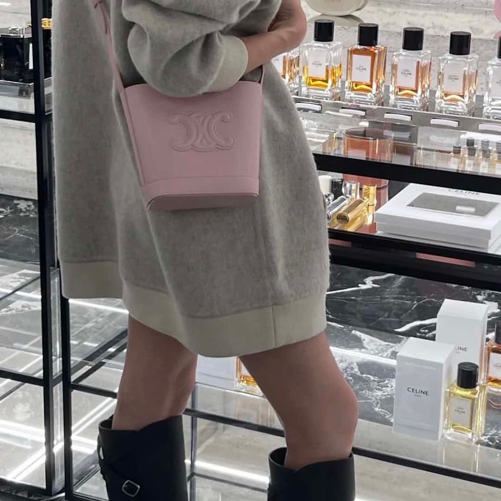 Thumbnail: Celine CUIR TRIOMPHE Mini smooth cowhide bucket bag pink