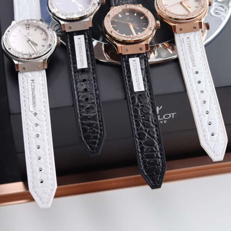 Thumbnail: Fashion Watch HL - 8442