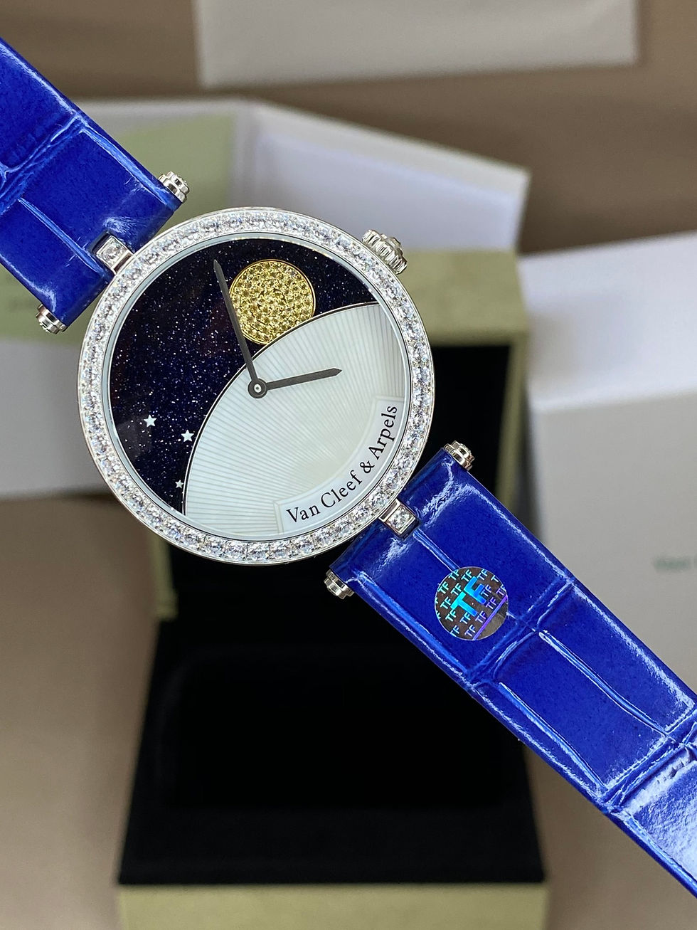 Thumbnail: Fashion Watch VCA - 8568