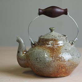 W: https://www.lucybeceramics.com
Find us on Insta @Lucy_be.ceramics
E: lucybeceramics@gmail.com
