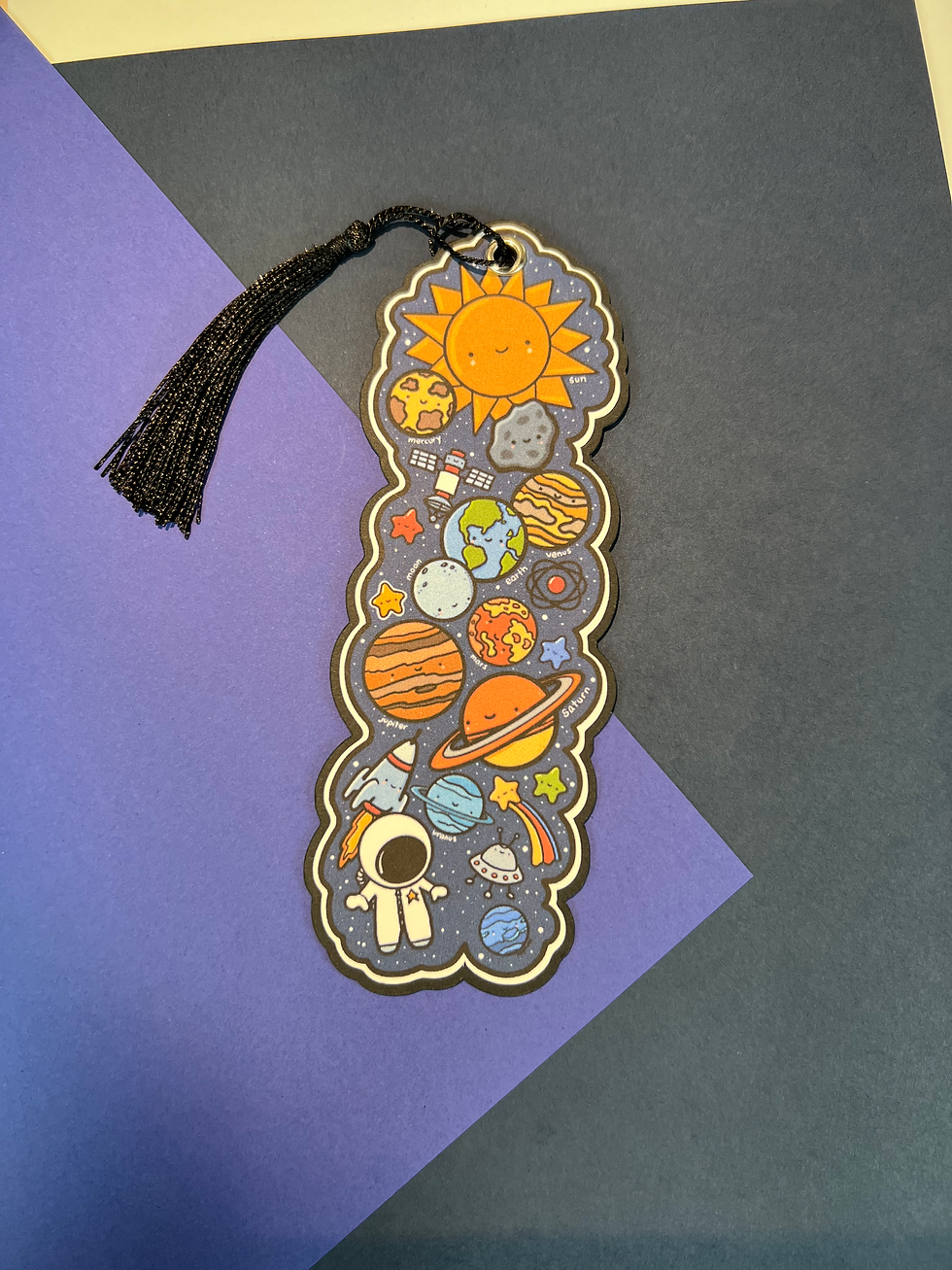 Thumbnail: Bookmark - Space