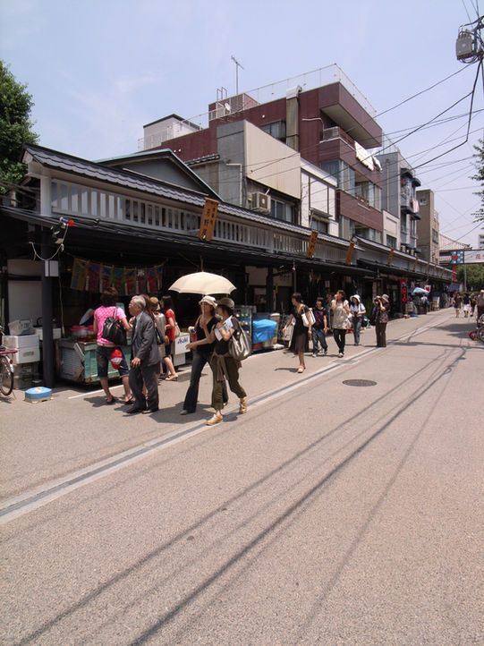 花やしきエンターテインメント通り
