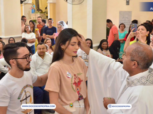 Solenidade de Nossa Senhora Aparecida é marcada pela Confirmação de 152 jovens e adultos em Porto da Folha