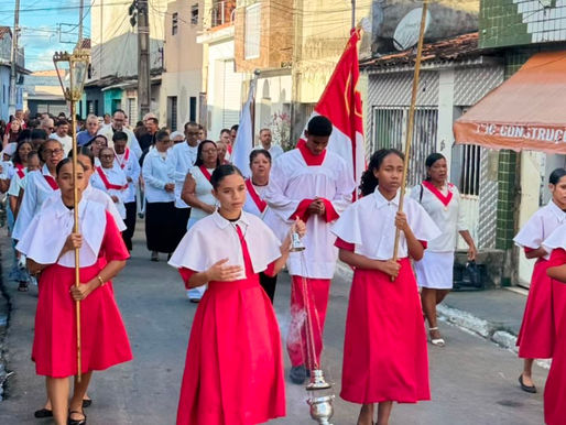 Santana do São Francisco celebra com fé o encerramento da Festa de Senhora Sant’Ana