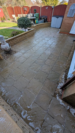 PXL_20250403_093557568.MP