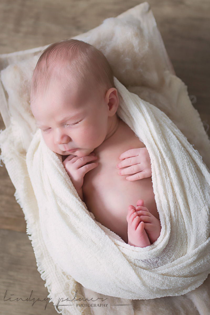 yankton newborn studio baby girl