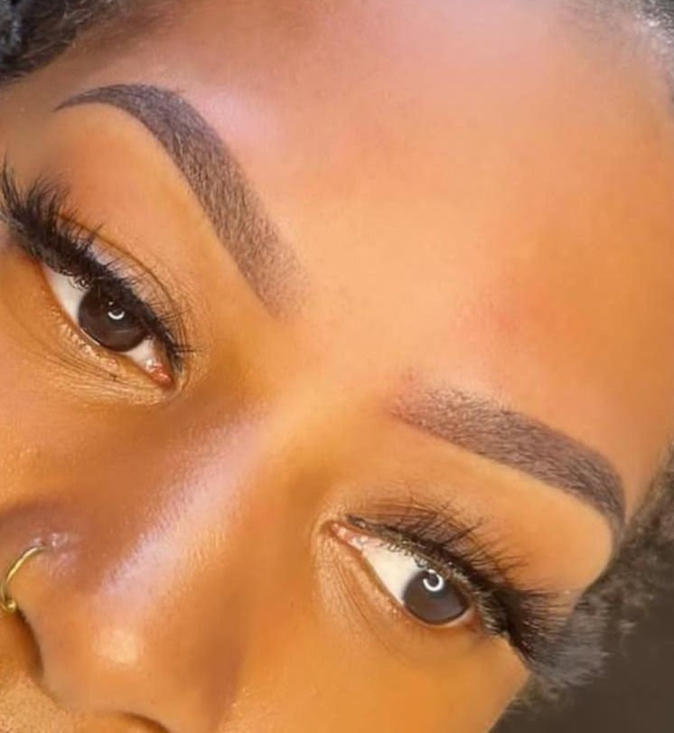 Thumbnail: Ombré Powder Brows