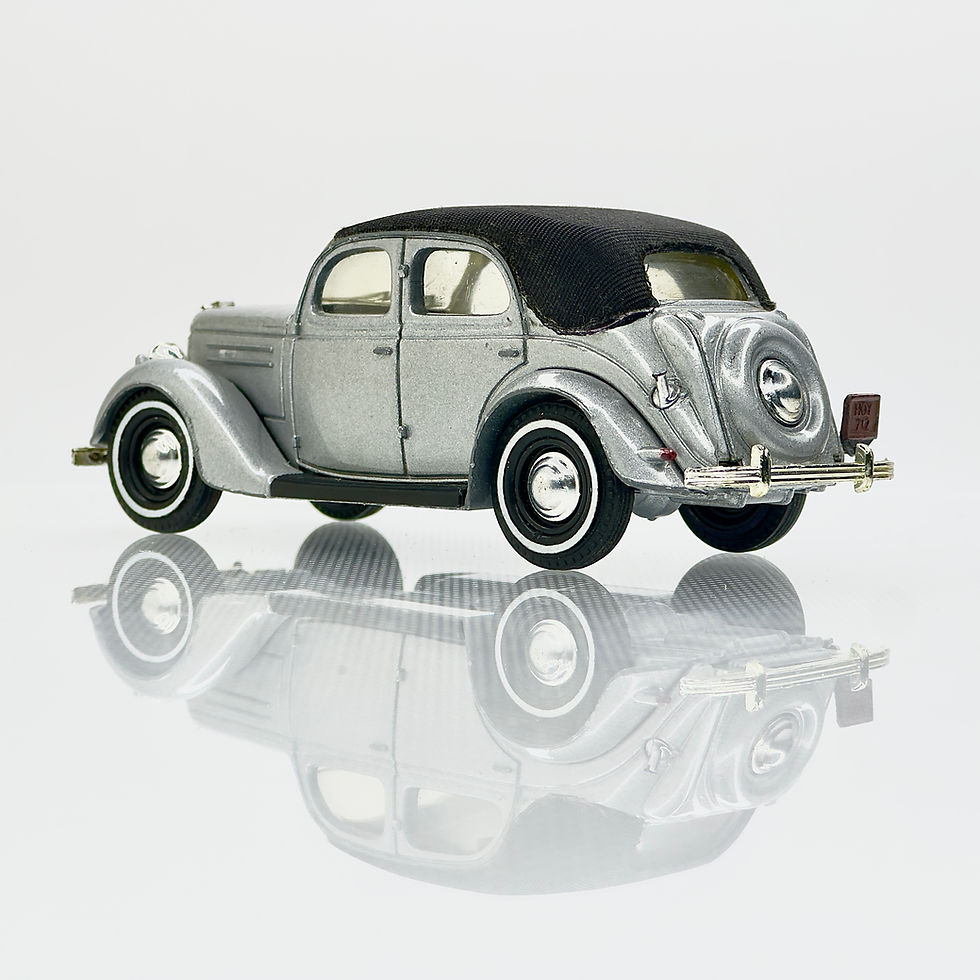 Thumbnail: Ford V-8 Pilot 1949 DY5 Dinky