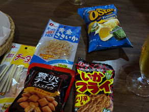 モンゴルのお酒と一緒に食べるおつまみ