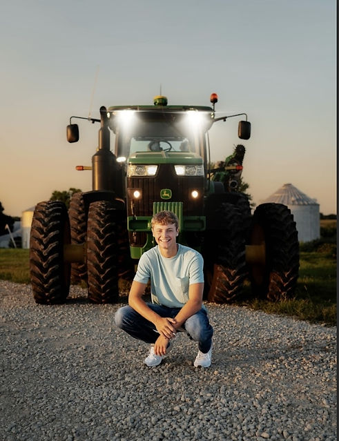 Dixon Scholarship Winner.jpg