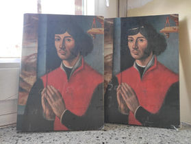 Książka o Mikołaju Koperniku w szkolnej bibliotece"