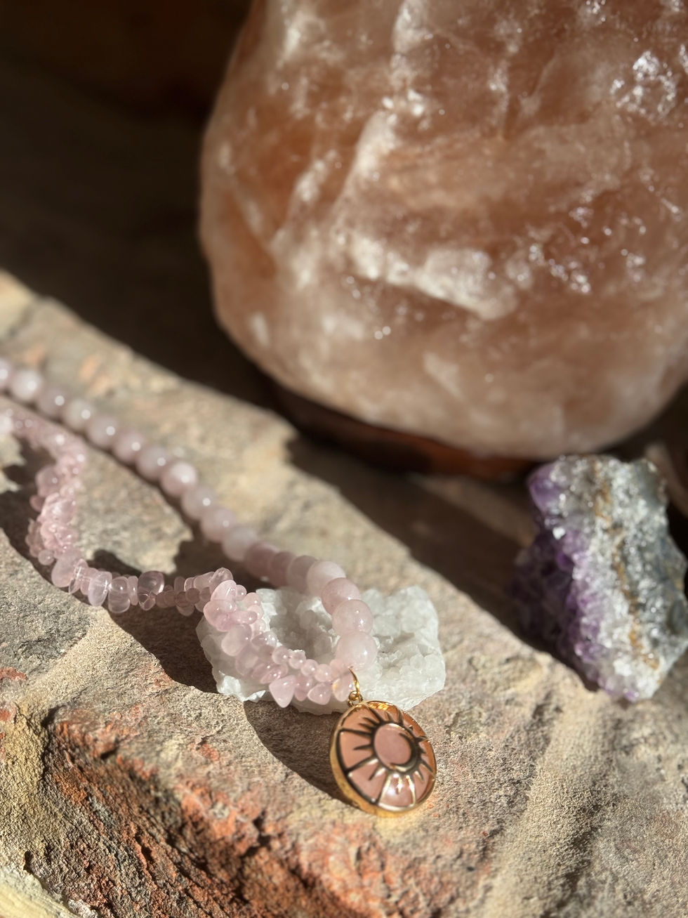 Miniatiūra: rose quartz necklace