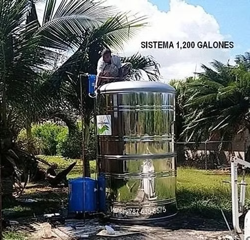 Cisterna de 1,200 galones de acero inoxidable instalada en Puerto Rico por Universal solar 787-635-5575 www.universalsolar.net
