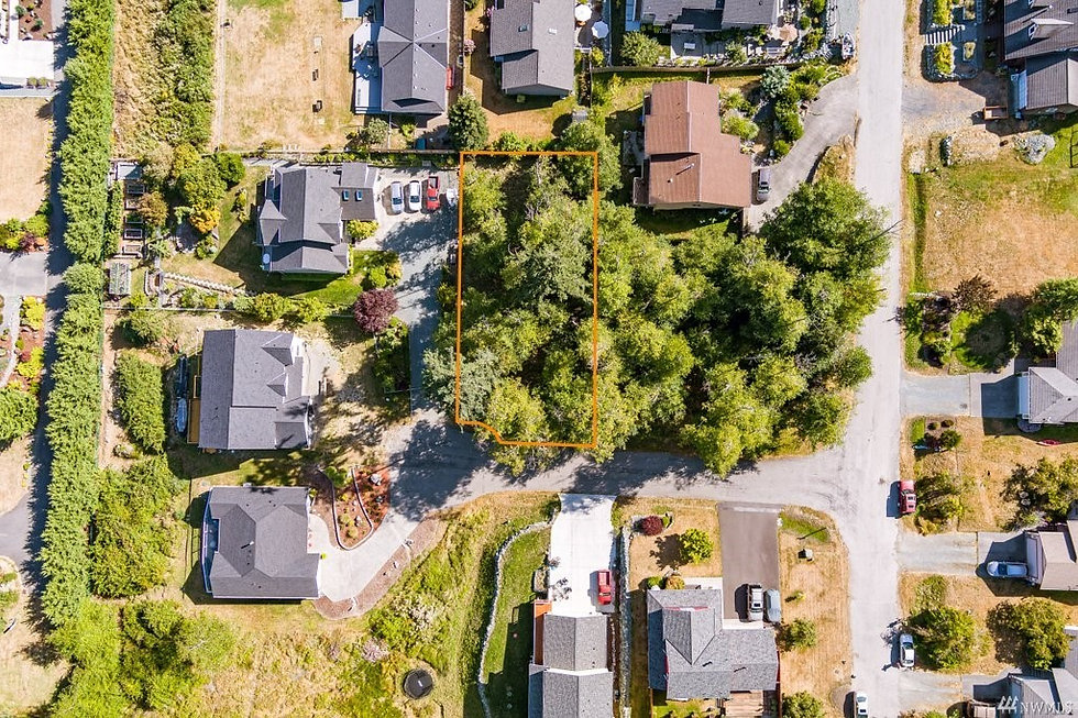 1408CASTLEWOODCOURT2.jpeg