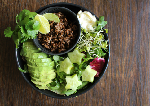 Tacosalatbolle med lime & koriander