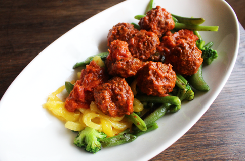 Spanske kjøttboller med hjemmelaget tagliatelle