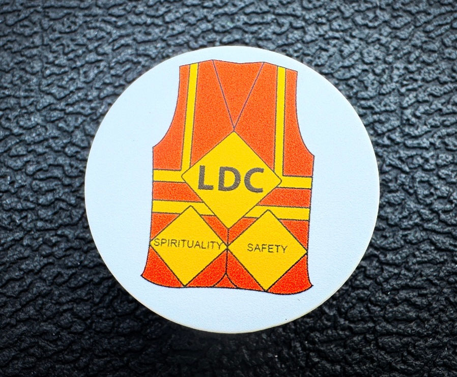 Thumbnail: 8- LDC Safety Vest Phone Pop Holder