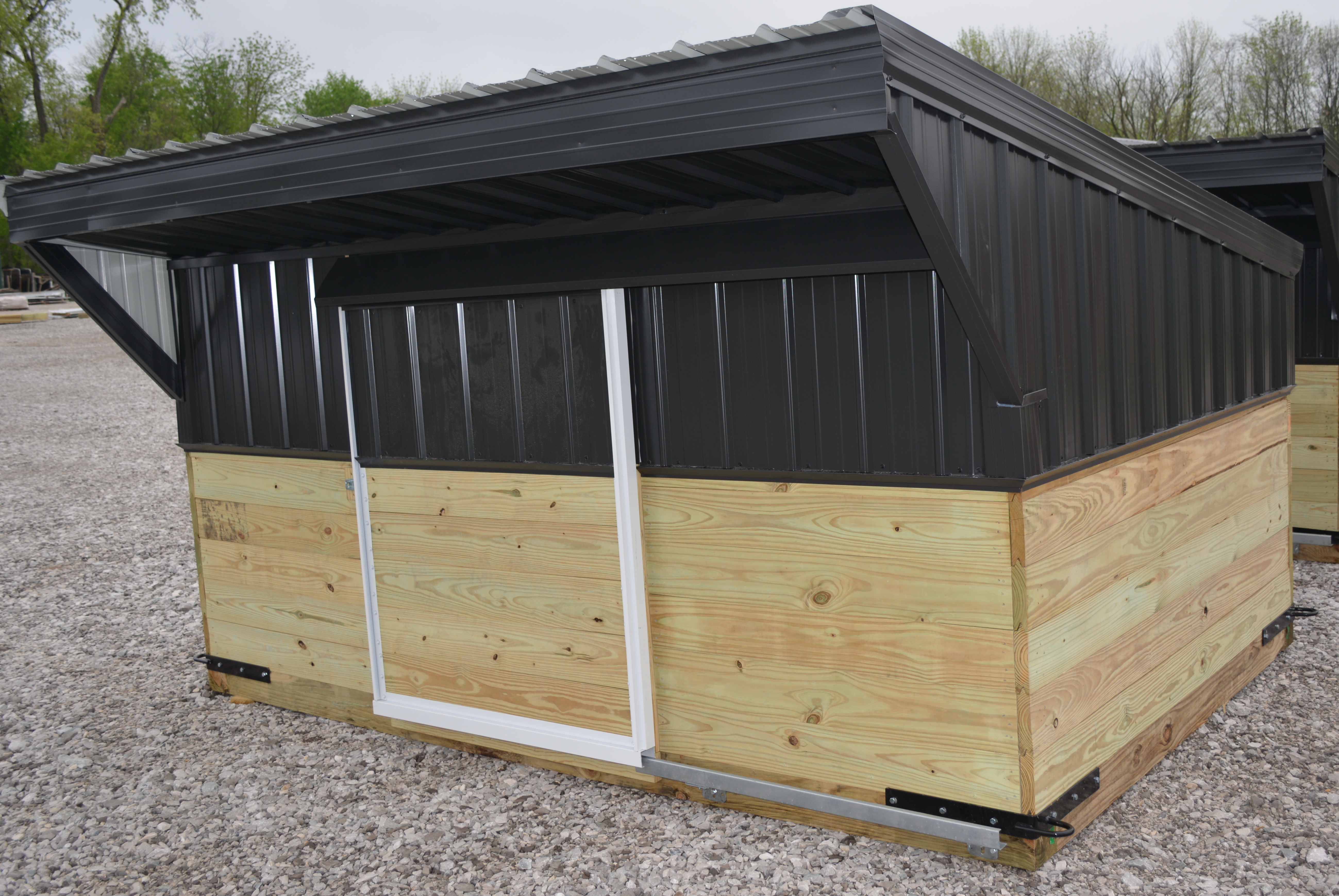 Wood And Metal Goat Sheep Hog Shelters Horse Barns 1