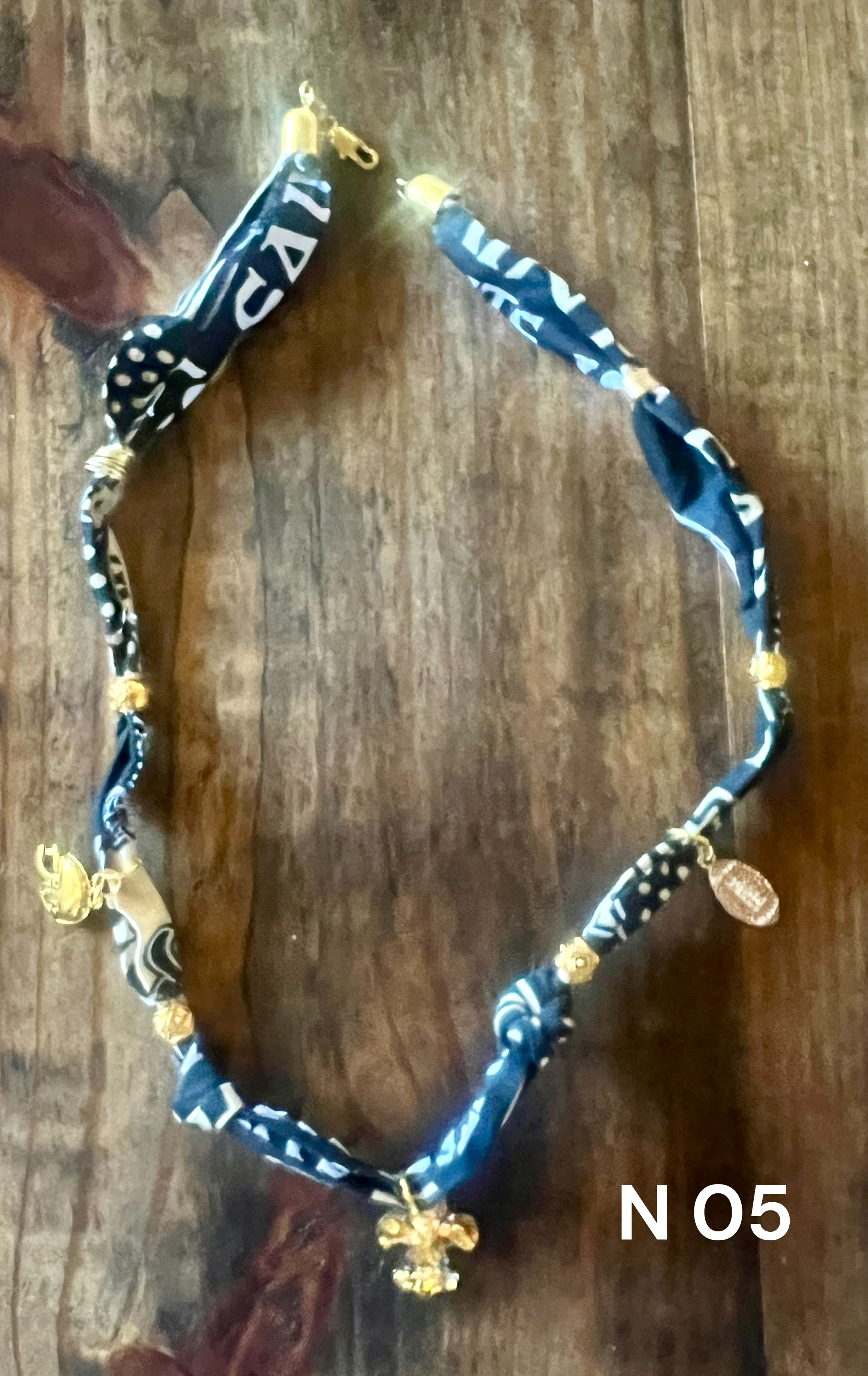 N 05 Black and Gold Game Day Necklace